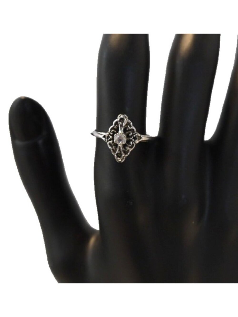 Silver tone diamond shaped ring with clear center stone size 9 New, No Tags